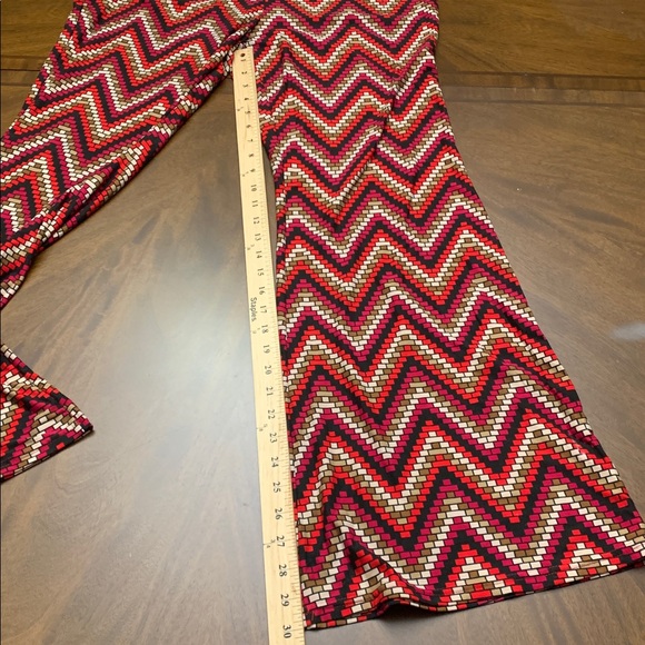 🎅 NO BOUNDARIES High Rise Geometric Flare Geo Pants NWT XXXL - Picture 13 of 15